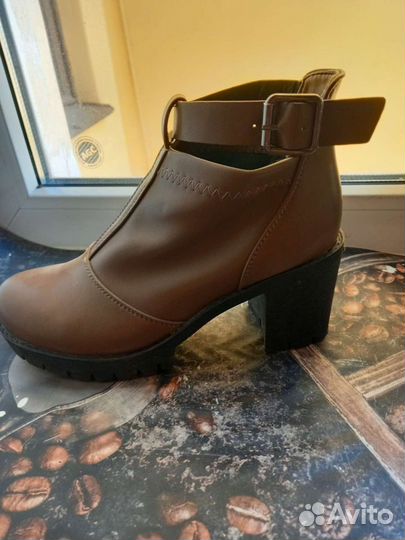 Ботики женские р.37