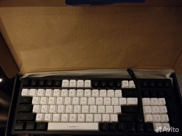 Игровая клавиатура hiper gkey-1000