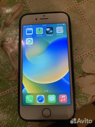 iPhone 8, 64 ГБ