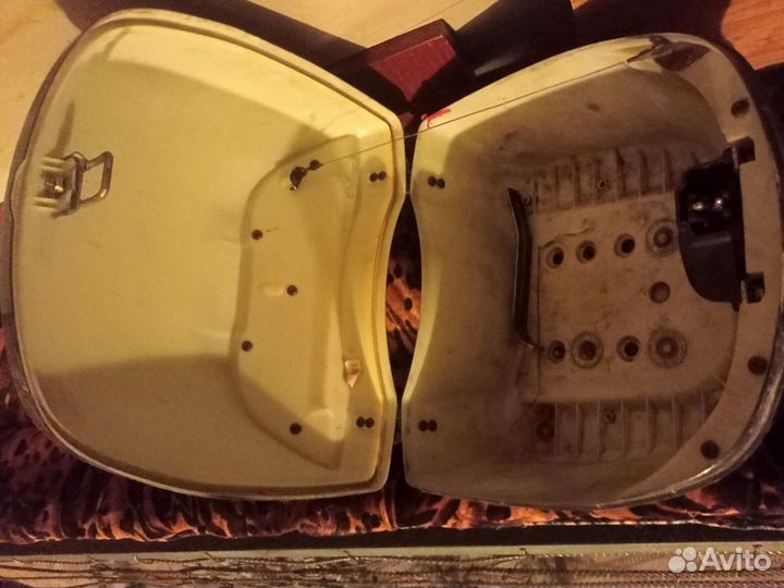 Кофр, багажник