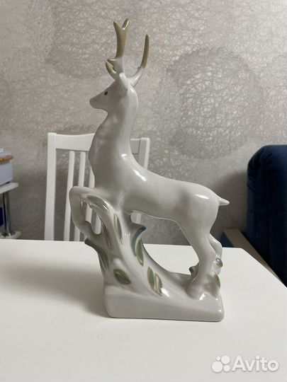 Фарфоровая статуэтка Олень СССР