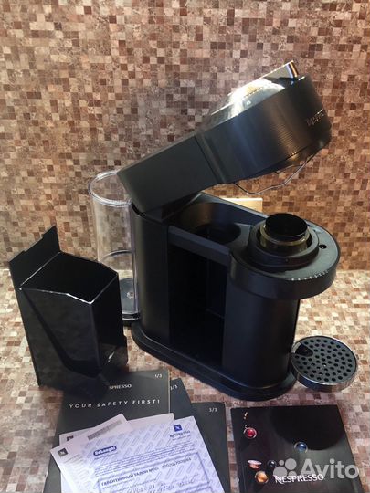 Кофемашина DeLonghi nespresso vertuo
