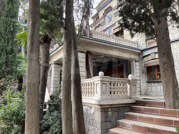 Дом 500 м² на участке 40 сот.