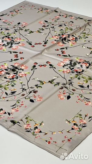 Платок Burberry