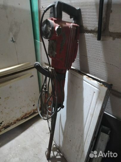 Отбойный молоток