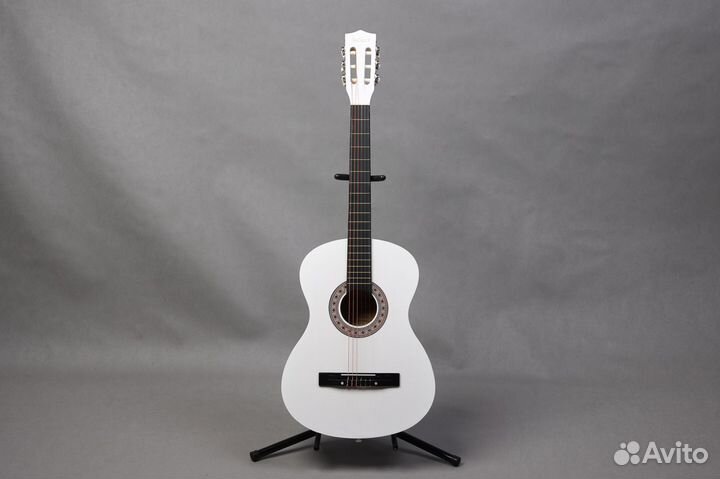 Гитара классическая 3/4 Belucci 3805WH