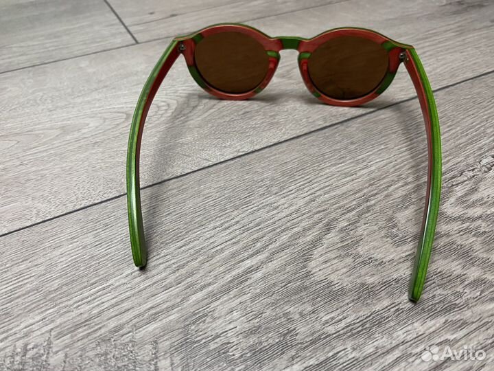 Солнцезащитные очки женские