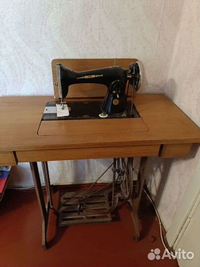 Швейная машина Подольск
