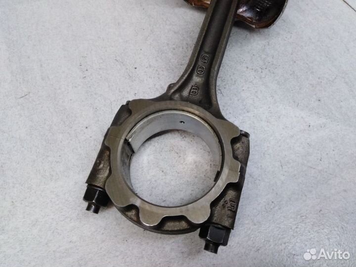Поршень с шатуном