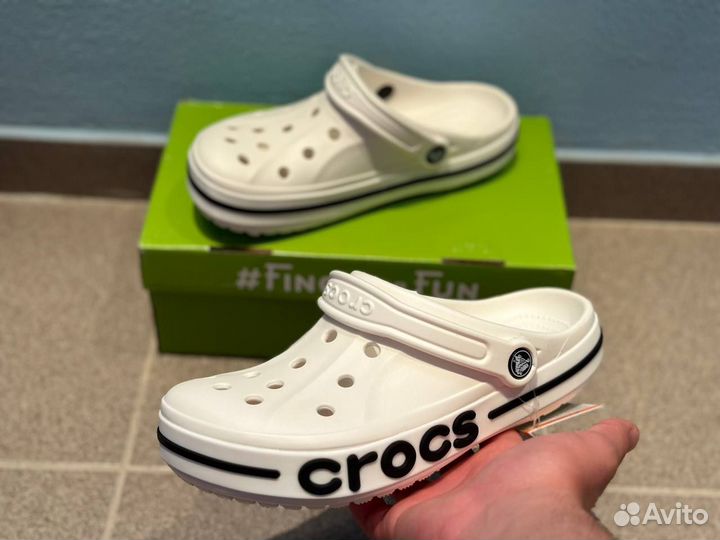 Шлепанцы Crocs Белые