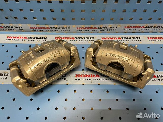 Суппорт тормозной передний Honda Civic Type R FN2