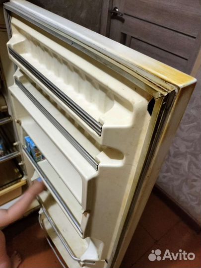 Холодильник бу