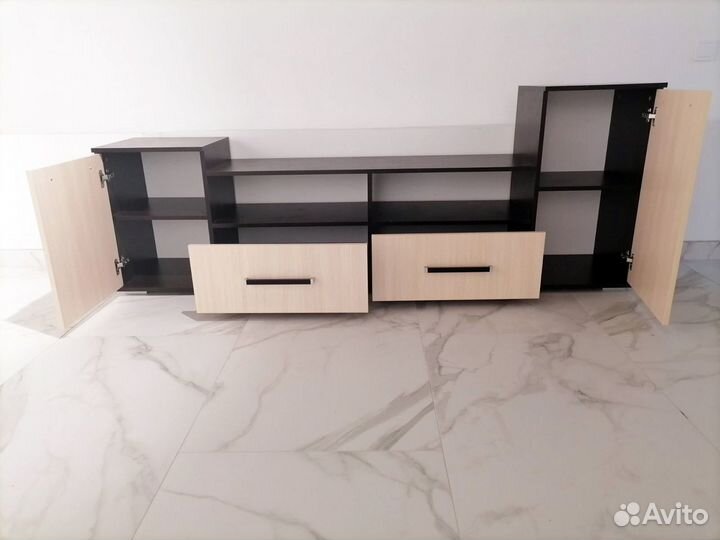 Тумба под телевизор