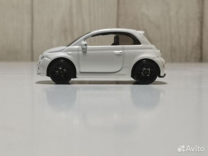 Hot Wheels Машинка: Fiat 500