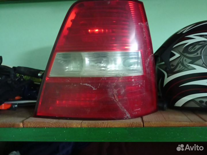 Задний фонарь