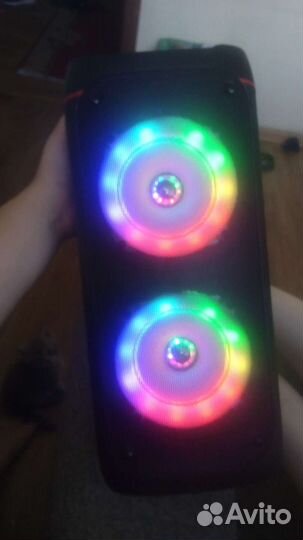 Блютуз колонка