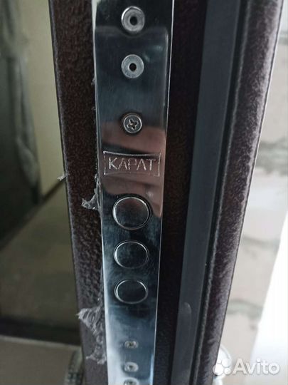 Дверь входная металлическая