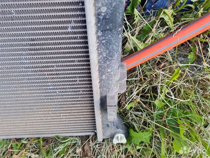 Радиатор охлаждения на hyundai ix35