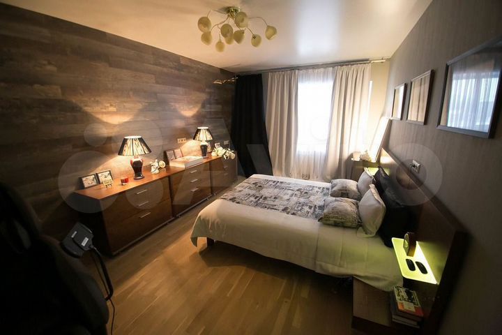 3-к. квартира, 100 м², 5/10 эт.