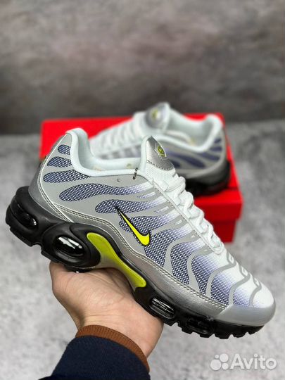 Кроссовки Nike Air Max Plus 'Bumble Bee