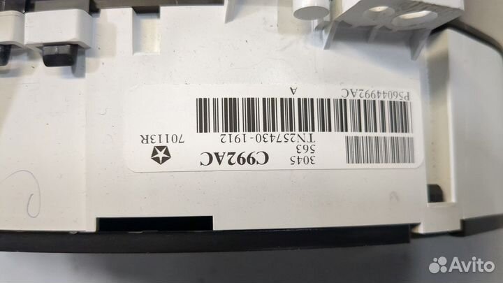 Щиток приборов Chrysler Pacifica, 2006