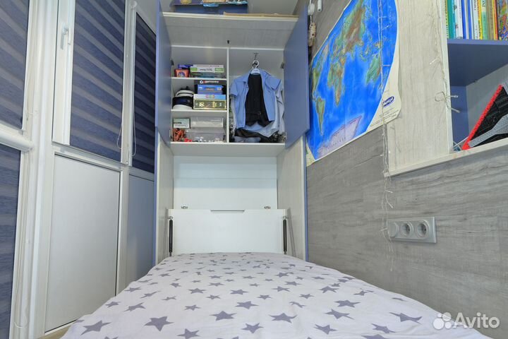 Кровать односпальная с подъемным механизмом