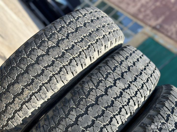 Nortec TR-115 225/75 R16