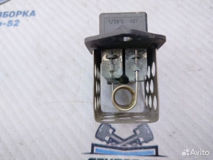 Резистор вентилятора охлаждения Nissan Qashqai J10