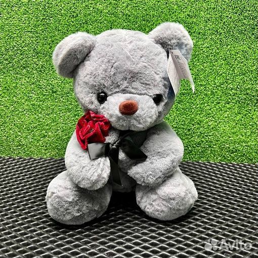 Мягкая игрушка Мишка с Розочкой 28 см оптом