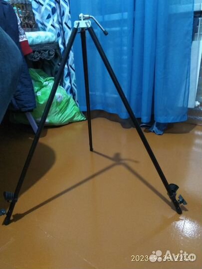 Продам мольберт переносной