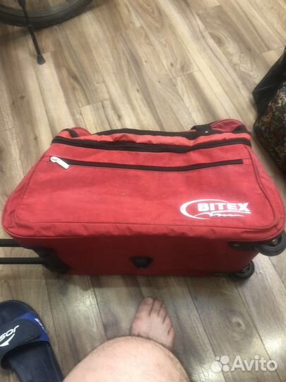 Сумка дорожная на колесах бу