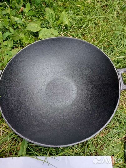 Чугунная сковорода вок