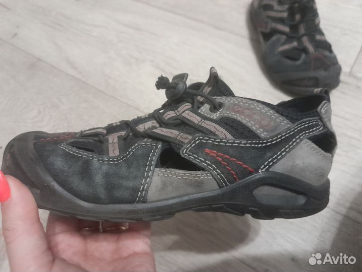 Сандали детские