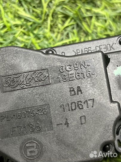 Моторчик заслонки печки Volvo S60 1.6 2011