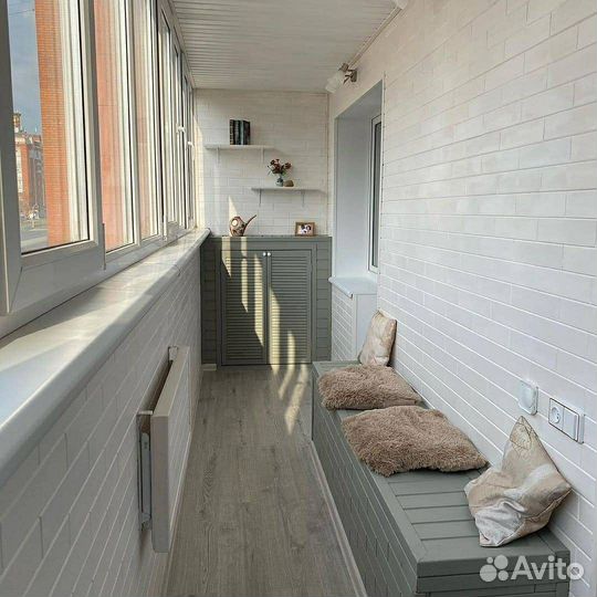 Остекление балконов под ключ