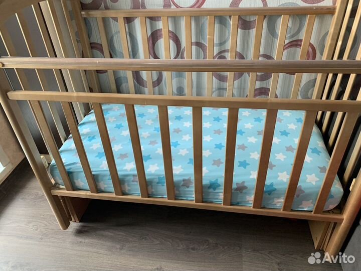 Бортики в детскую кроватку + комплект белья