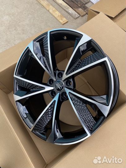 Диски R21 для Audi A8