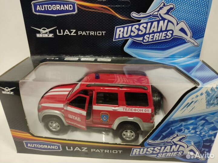 Модель автомобиля УАЗ патриот метал. 1:43