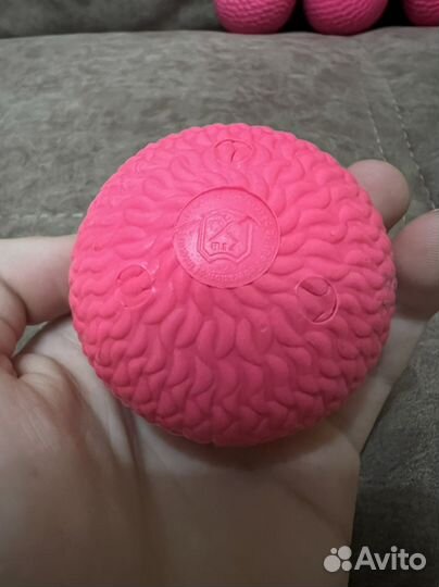 Мячи для игры в хоккей