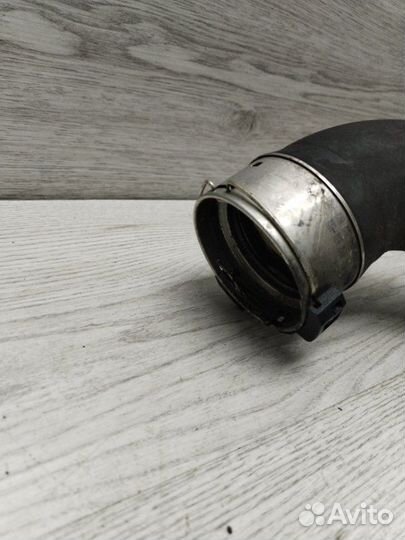 Патрубок интеркулера Mercedes C-Class W204