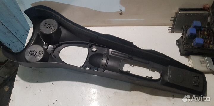 Консоль средняя Форд Фокус 1