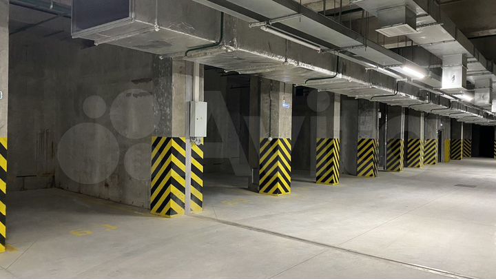 Машиноместо, 13 м²