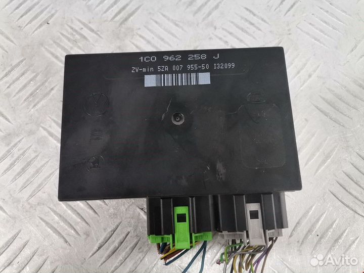 Подушка безопасности Volkswagen Golf 3 1999