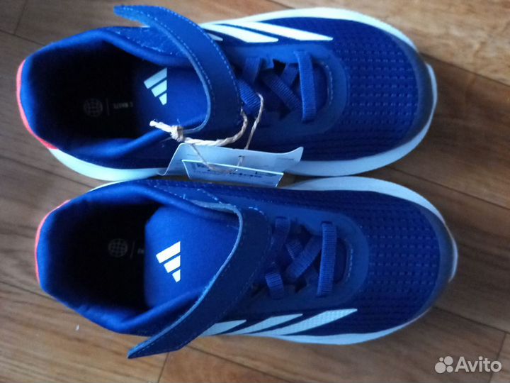 Кроссовки Adidas новые 25) 26.5) 27)