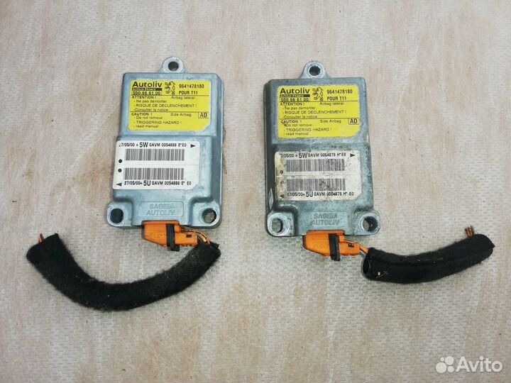 Блок безопасности боковых подушек Пежо 206