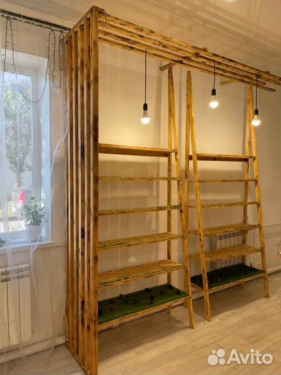 Стеллаж- витрина