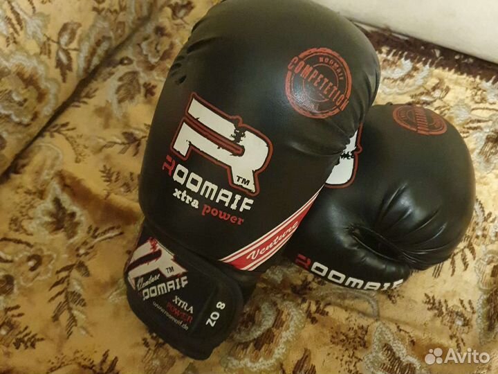 Боксерские перчатки