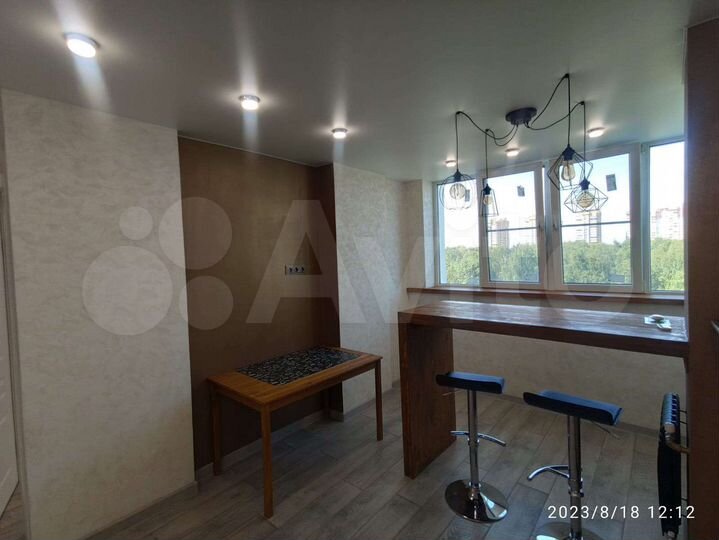 2-к. квартира, 60 м², 10/17 эт.