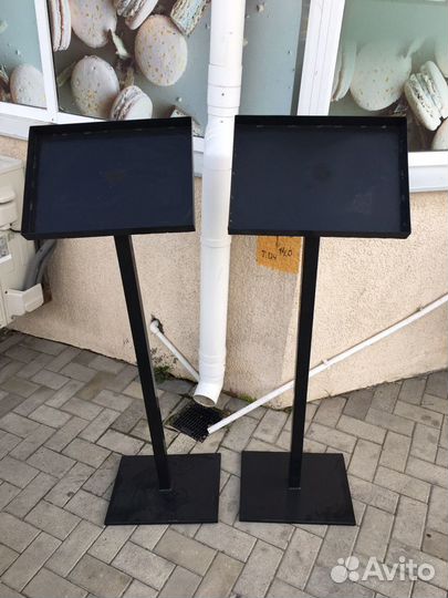 Пюпитр из металла, подставка под меню