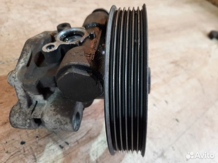 Насос гидроусилителя Mazda Demio DY3W 1.3 2002